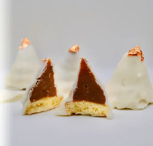 [E-COM10] White chocolate cone (GF)