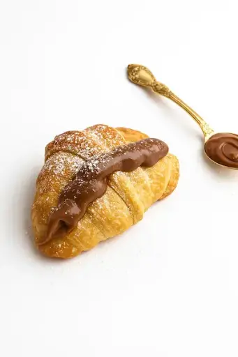 Medialuna w/ dulce de leche
