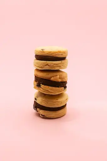 Mini Choco Chip Alfajor